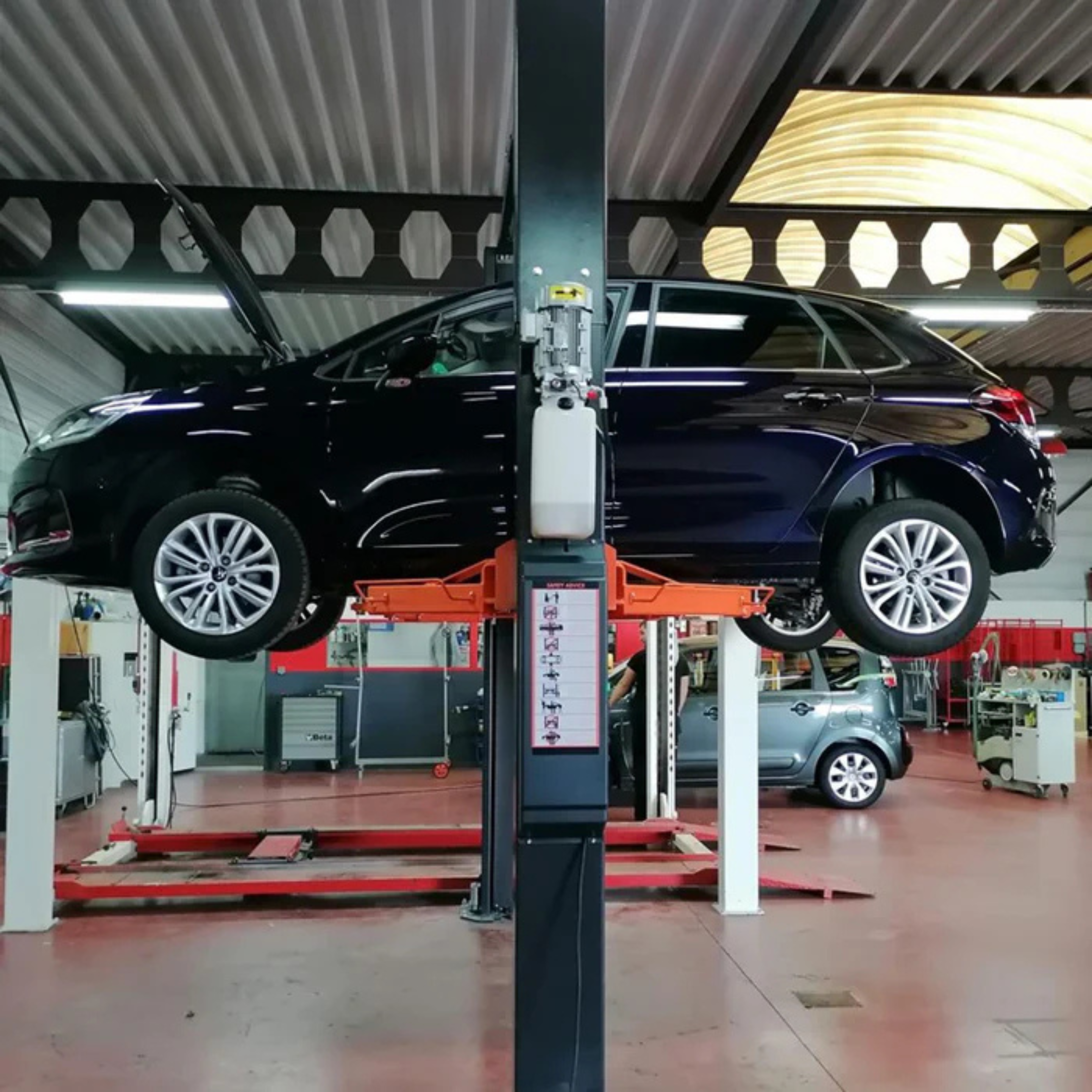 STEL/EAE-C12E 6T CLEAR FLOOR LIFT Two post lift with APS technology